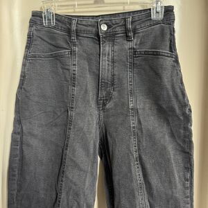 H&M Divided Black High Rise Mom Jeans Tapered Leg Size 6 Petite
